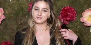 Johnny Hallyday : 8 ans après sa mort, Darina Scotti, la fille de Sylvie Vartan, fond en larmes dans un reportage inédit, ce qu’elle n’a pas supporté