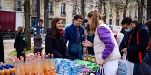 Précarité étudiante : quatorze présidents d'université réclament la création d'une "allocation d'études"