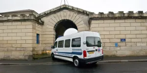 Prisons : "Elles sont devenues une immense plateforme de télétravail pour les activités criminelles"