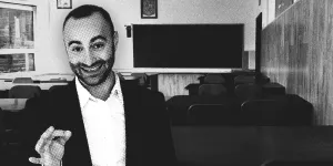 Enseignants-créateurs de contenus : quand le business s’invite au tableau