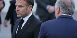 Nouveau Premier ministre, dissolution, démission du président, VIe République... : une crise de régime et des scénarios