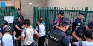 Lettre d'un enseignant après des menaces de mort à Argenteuil :  "Je ressens de l'abandon ...Les profs ? On les tue"