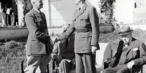 Un général oublié : comment De Gaulle a fait passer le débarquement corse à la trappe