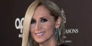 “Je ne leur rapporte plus assez d’argent” : Lara Fabian se souvient de la fois où sa maison de disques s’est retirée