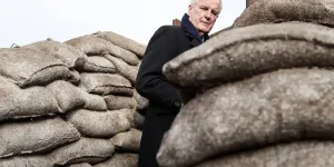 Plus vieux premier ministre de la Ve République, et alors ? Michel Barnier, précoce en tout