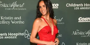 Meghan Markle porte à nouveau l'une de ses robes les plus glamour