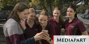 Interdire les réseaux sociaux et le portable : « Un renoncement politique et une démission éducative »