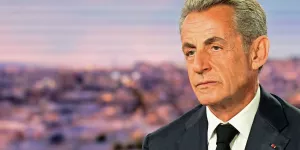 Soupçons de financement libyen de la présidentielle de 2007 : Nicolas Sarkozy sera jugé en 2025, annonce le procureur national financier