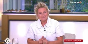 Anne-Elisabeth Lemoine volontairement écartée de l’antenne ? Cette raison derrière l’absence d’émissions inédites dans C à vous