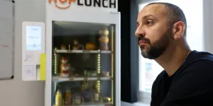La plateforme de livraison de repas Hoplunch se lance dans les frigos connectés