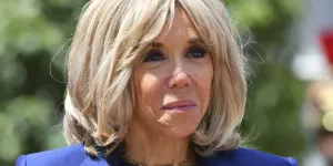 Fashion week : Brigitte Macron laisse Yseult et Louane sans voix et figées