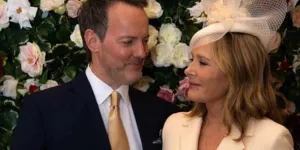 Kim Cattrall : la star de Sex and the City s’est mariée, toutes les photos de l’élégante cérémonie