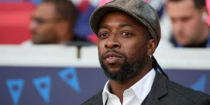 "Je souffrais tellement que…" Sidney Govou : l'ex-attaquant des Bleus a failli être amputé de la jambe gauche