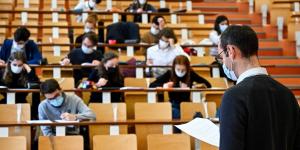 Enseignants-chercheurs : le métier universitaire écartelé