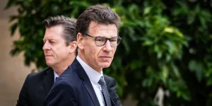 Antisémitisme : six étudiants de Paris-I éjectés d'un groupe WhatsApp… en raison de leur prénom "juif"