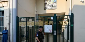 Condamné pour un Coran brûlé devant une mosquée : "Brûler ou détruire un livre, quel qu’il soit, n’est pas une infraction"