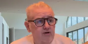 Pierre Ménès déplore la réaction de Kylian Mbappé contre Orelsan : "Il n’avait pas à réagir à ça"