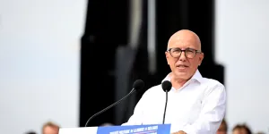 Ciotti lance son nouveau parti, l'Union des droites pour la république, pour... "renouer avec la victoire"