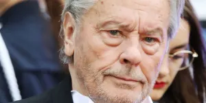 Alain Delon : deux mois après son décès, son chien Loubo toujours fidèle à Douchy