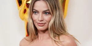 Margot Robbie enceinte de son premier enfant et victime de body shaming sur les réseaux sociaux