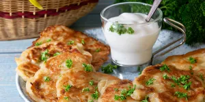 Galettes à l’oignon (végétarien, vegan)