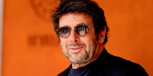 Patrick Bruel : Nathalie, l’une de ses fans, vide ses comptes bancaires et celui de son fils pour lui venir en aide