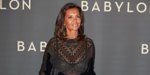 "On a failli perdre physiquement un agriculteur" : Karine Le Marchand révèle une terrible mésaventure survenue lors du tournage de L’amour est dans le pré