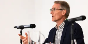 "Macron ne croit plus que les principes de notre pacte social peuvent donner sens à l’action publique"