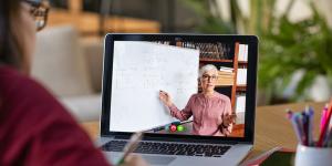 Comment la pandémie pourrait changer l'enseignement universitaire