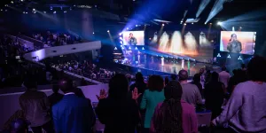 "Il me disait que j’étais un démon, demandant au 'Seigneur' de me sauver" : au cœur de la plus grande église évangélique de France