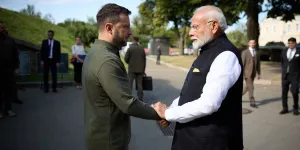 Guerre en Ukraine : en visite à Kiev, le Premier ministre indien Narendra Modi assure à Volodymyr Zelensky que l'Inde est "résolument favorable à la paix"