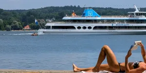 Lire à la plage, histoire de la pétanque, Raoul Dufy et la mode… La sélection culture de "Marianne"