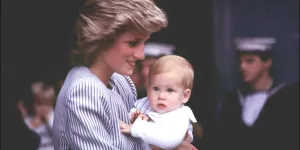 Lady Diana : l’ex-assistante de son beau-père révèle comment il lui "tordait" les seins "comme si c’étaient des klaxons"