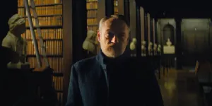 "Foundation", qui revient pour une saison 3 sur Apple TV+, prouve une chose : Isaac Asimov est toujours inadaptable