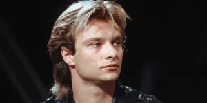 « Franchement, je ne me sentais pas prêt » : pourquoi David Hallyday a eu peur d’être grand-père ?