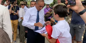 Université d’été de Reconquête : à Orange, les fidèles d'Eric Zemmour refusent de broyer du noir