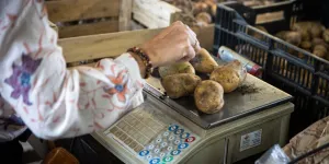 Simon, 32 ans, diplômé d'une école de commerce : "Si j’avais mis de côté mes valeurs, j’aurais eu moins d’embûches"
