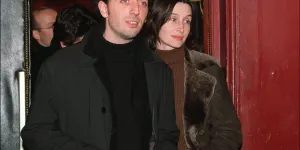 "Il me voulait, moi", "plus beau souvenir" : le coup de foudre de Gad Elmaleh pour Anne Brochet, c’était d’abord au théâtre