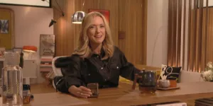 “J’ai eu la chance de pouvoir assister aux répétitions” : Léa Drucker se confie sur l’émission culte de son oncle, Champs-Élysées