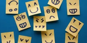 Faut-il plus de recherches pour trouver l’origine biologique des différences de psychologie entre femmes et hommes ?