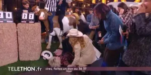 Téléthon 2026 : Sophie Davant fait une violente chute en direct et s'effondre au sol