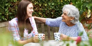 Alzheimer,l’importance du lien :  la chronique du Dr Gérald Kierzek