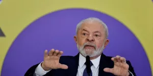 Brésil: la levée du plafond des dépenses publiques, un succès pour Lula