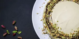 Recette d’été : voici comment réaliser le flan à la pistache de Christophe Michalak, un dessert aux saveurs envoûtantes