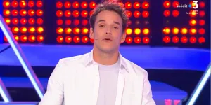 Théo Curin dans Slam, revivez sa première : "On se souvient toujours de nos premières fois" (VIDEO)