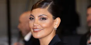 Nawell Madani fait son mea culpa et poste une photo avec l’enfant qu’elle avait frappé