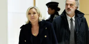 "Marine Le Pen seule donneuse d’ordre" : au procès des assistants parlementaires, un "système" en accusation