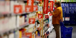 Prix de l’alimentation : l’Assemblée nationale adopte le projet de loi pour avancer les négociations commerciales entre industriels et supermarchés