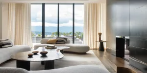 Visite d’une maison moderne perchée au-dessus du Lac Léman