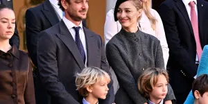 Pierre Casiraghi et Beatrice Borromeo, complices avec leurs deux fils à Monaco